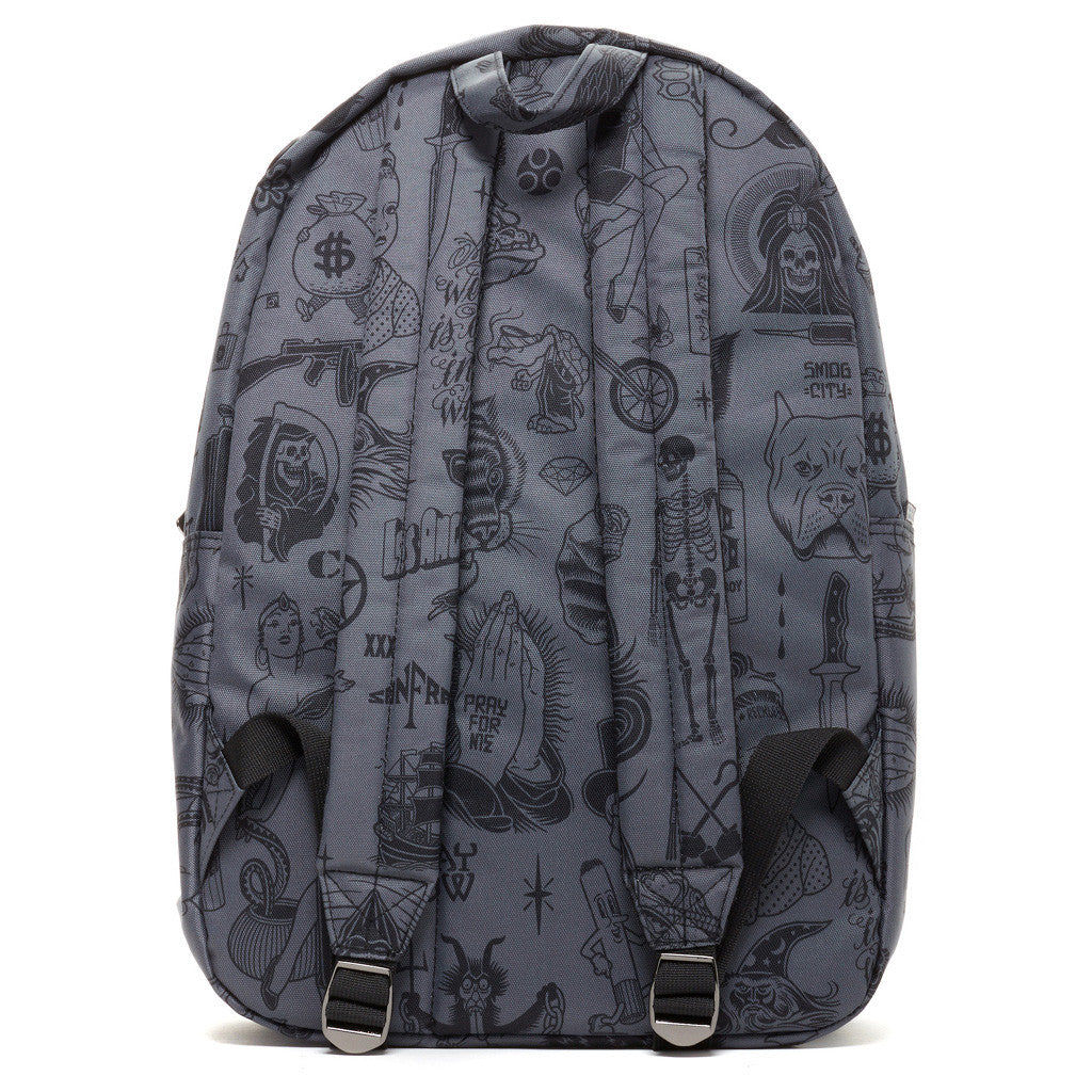 REBEL8 - Giant Flash Backpack - The Giant Peach
