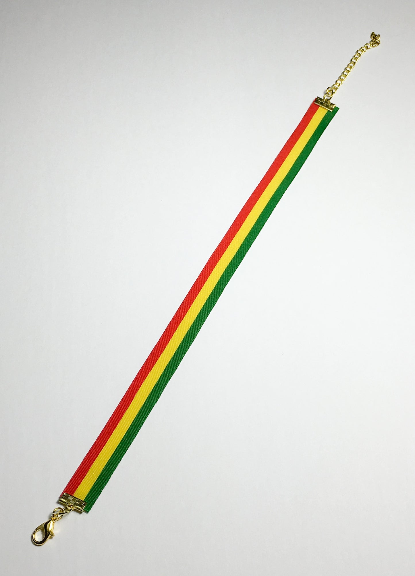 TRIXY STARR - Rasta choker, Rasta - The Giant Peach
