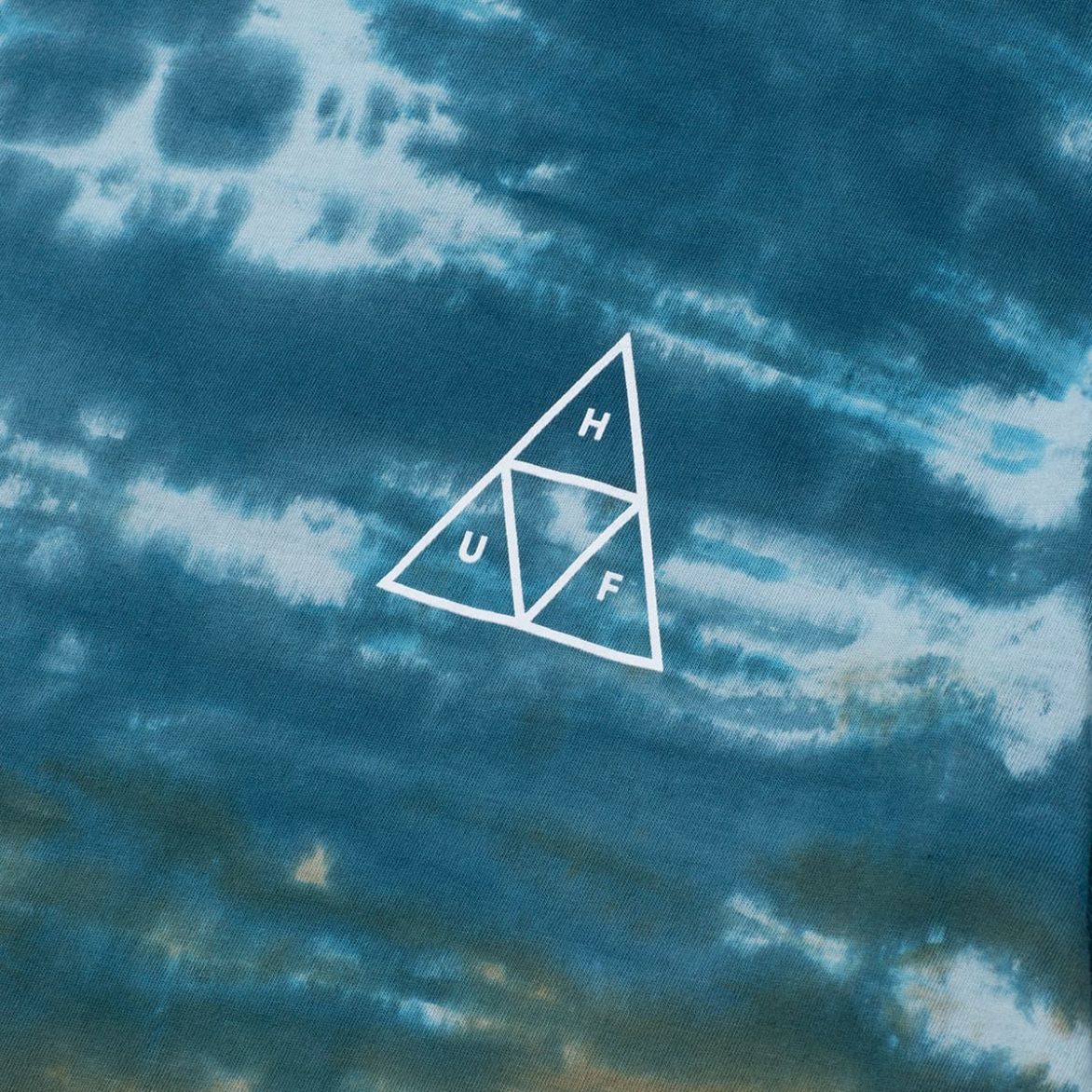 HUF - Sky Wash Men's Tee, Bold Teal