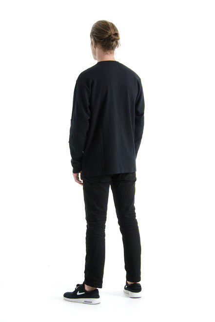 Akomplice VSOP - Birch L/S Men's Tee, Black - The Giant Peach