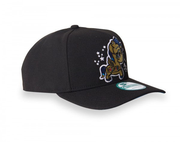 tokidoki - Cleo Snapback Hat, Black - The Giant Peach