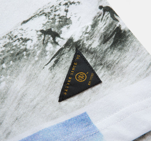 10Deep - Island Life II Men's Tee, White - The Giant Peach