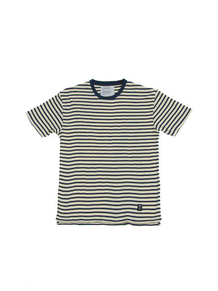 Akomplice VSOP- Manchaster Men's Tee, Cream/Navy - The Giant Peach