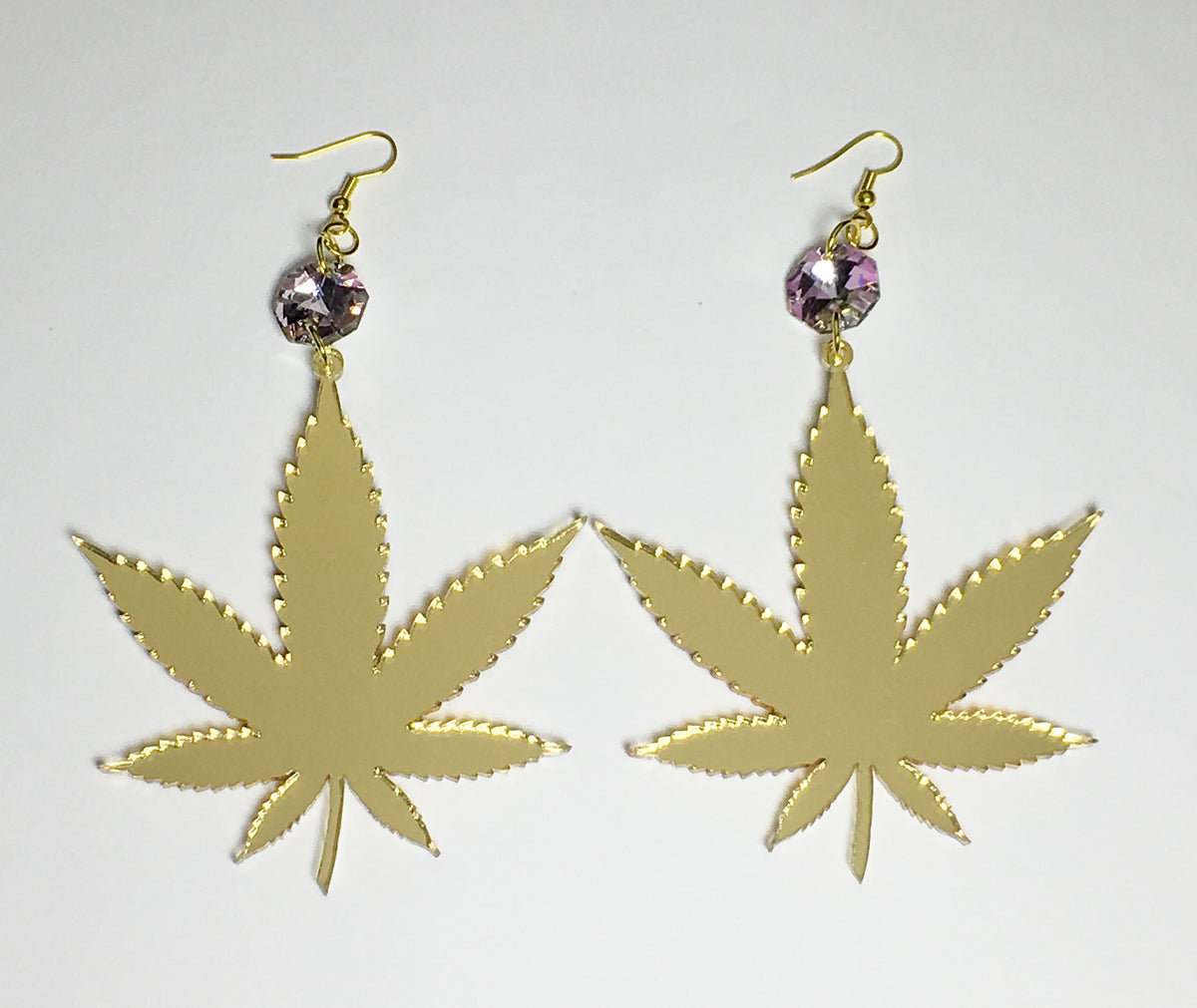 TRIXY STARR - Irie Weed earrings, Gold - The Giant Peach