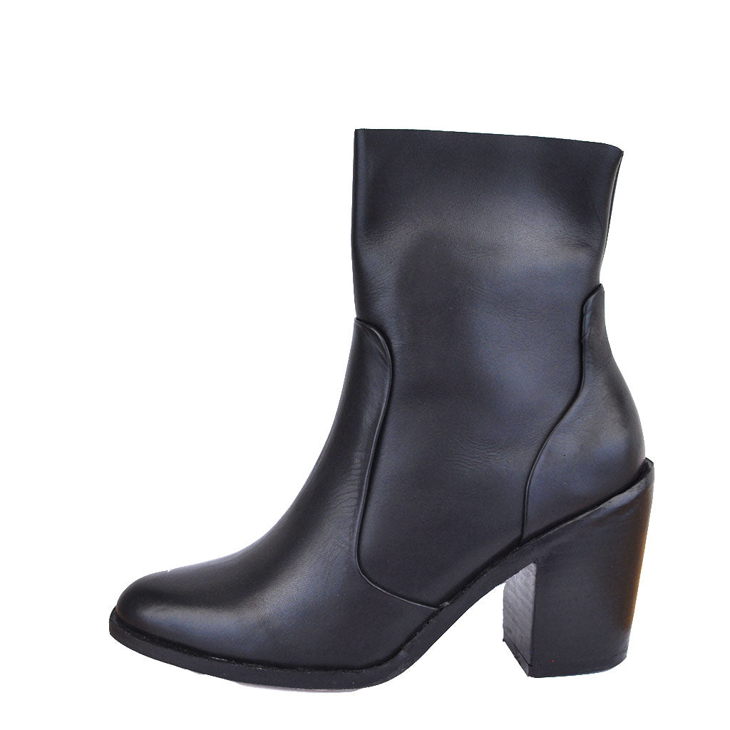 Jeffrey Campbell - Ragini Boot, Black - The Giant Peach