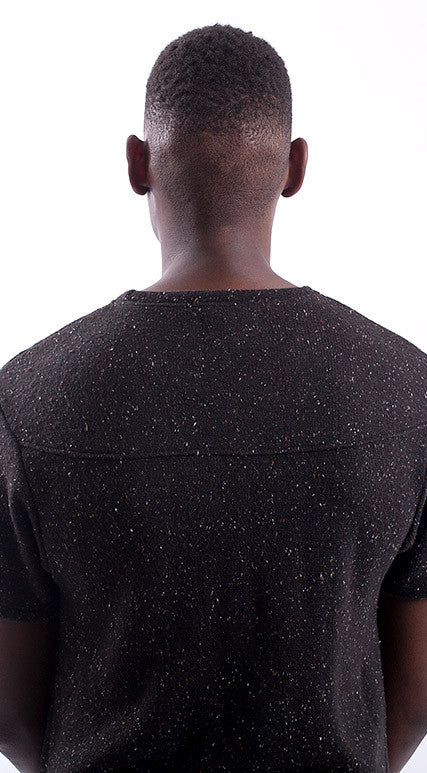 Akomplice VSOP- Varas Men's Tee, Black - The Giant Peach